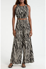Black Zebra Crop
